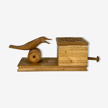 Ramasse-cigarette mécanique, bois sculpté à la main