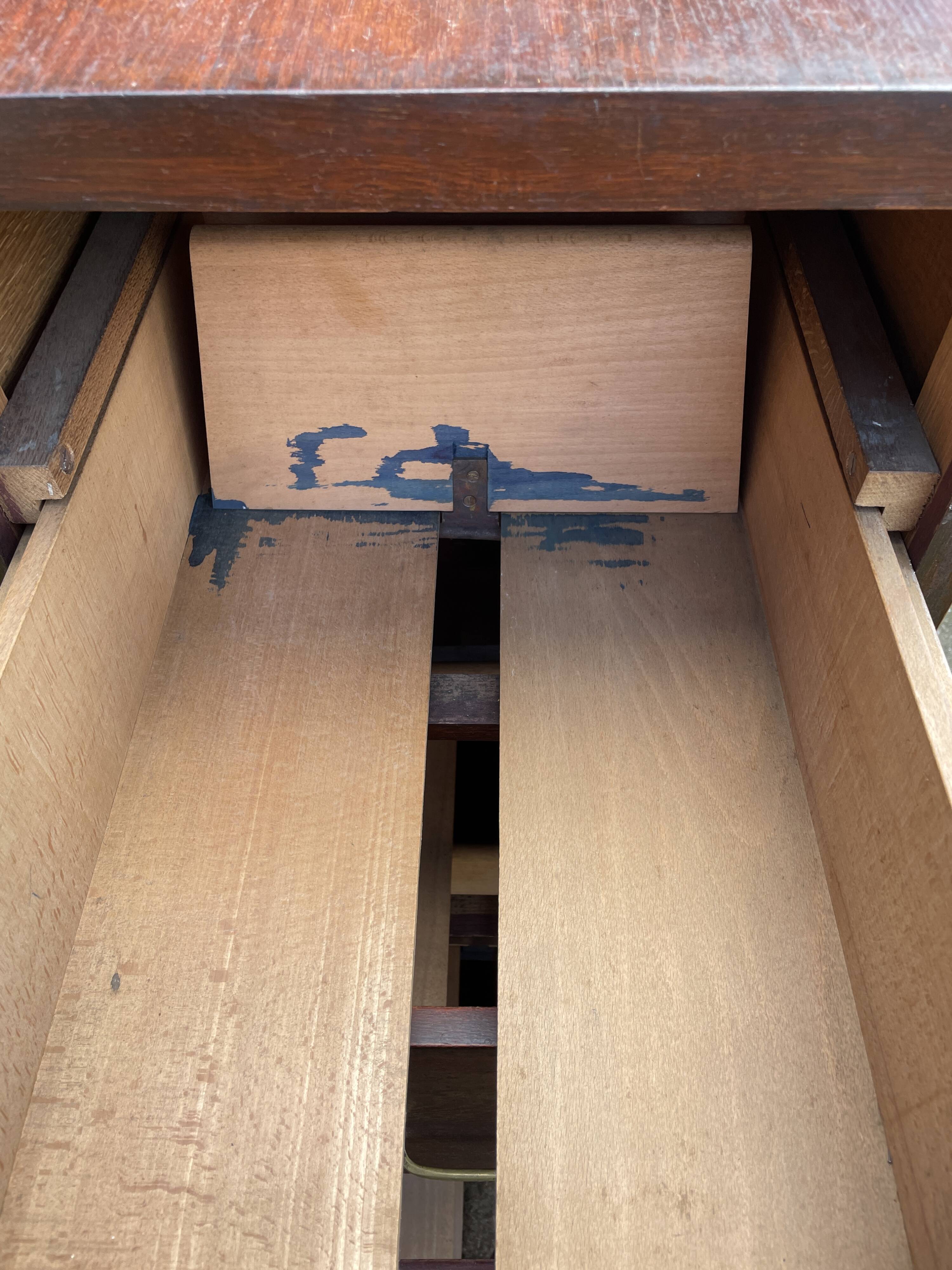 Meuble d'archives en bois, classeur 4 tiroirs 1950