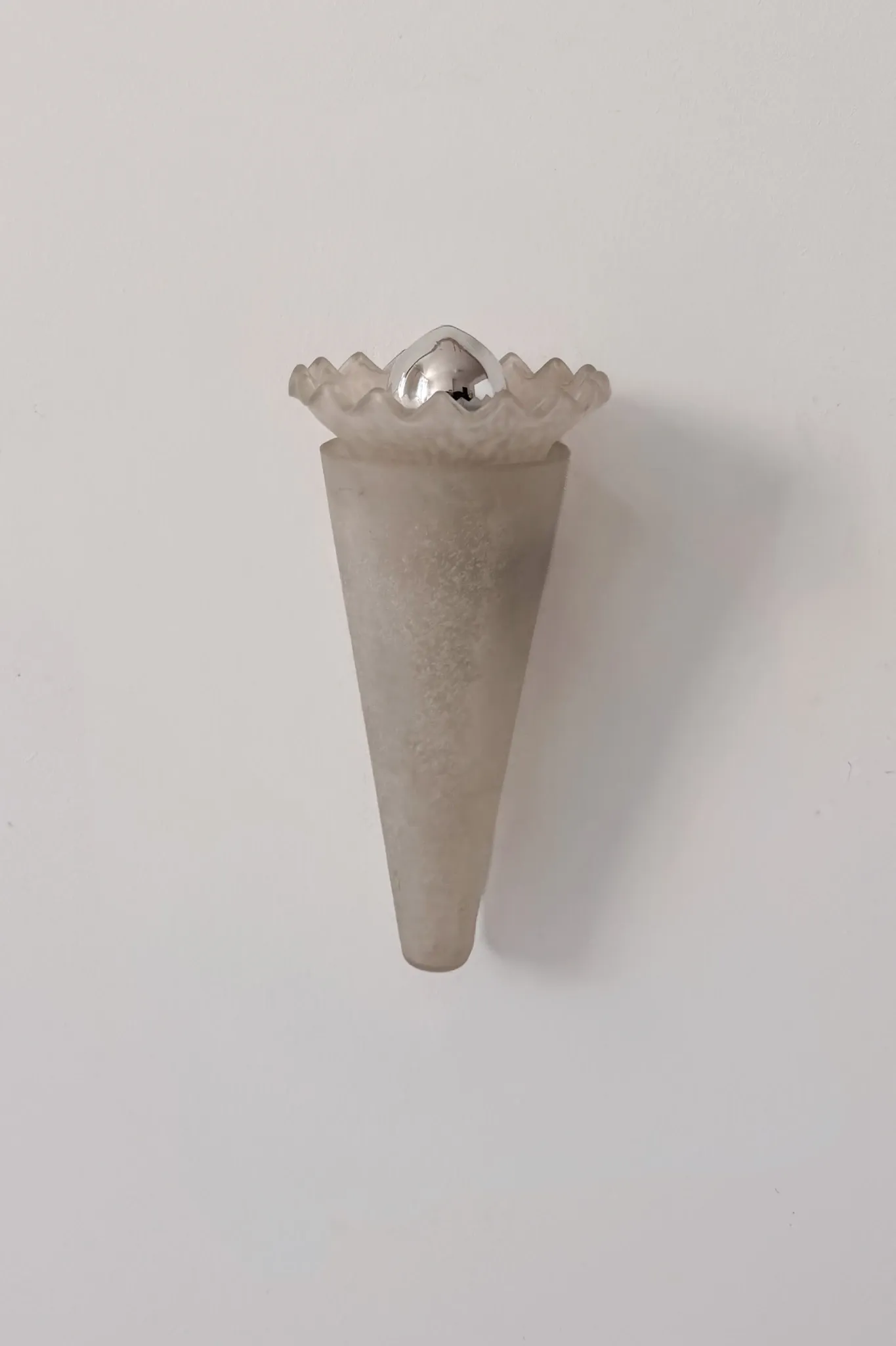 Vintage Murano glass and chrome wall light, Italy 1970.