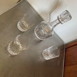 Whisky decanter and its 3 crystal glasses St Louis