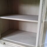 Bookcase with patinated partitions