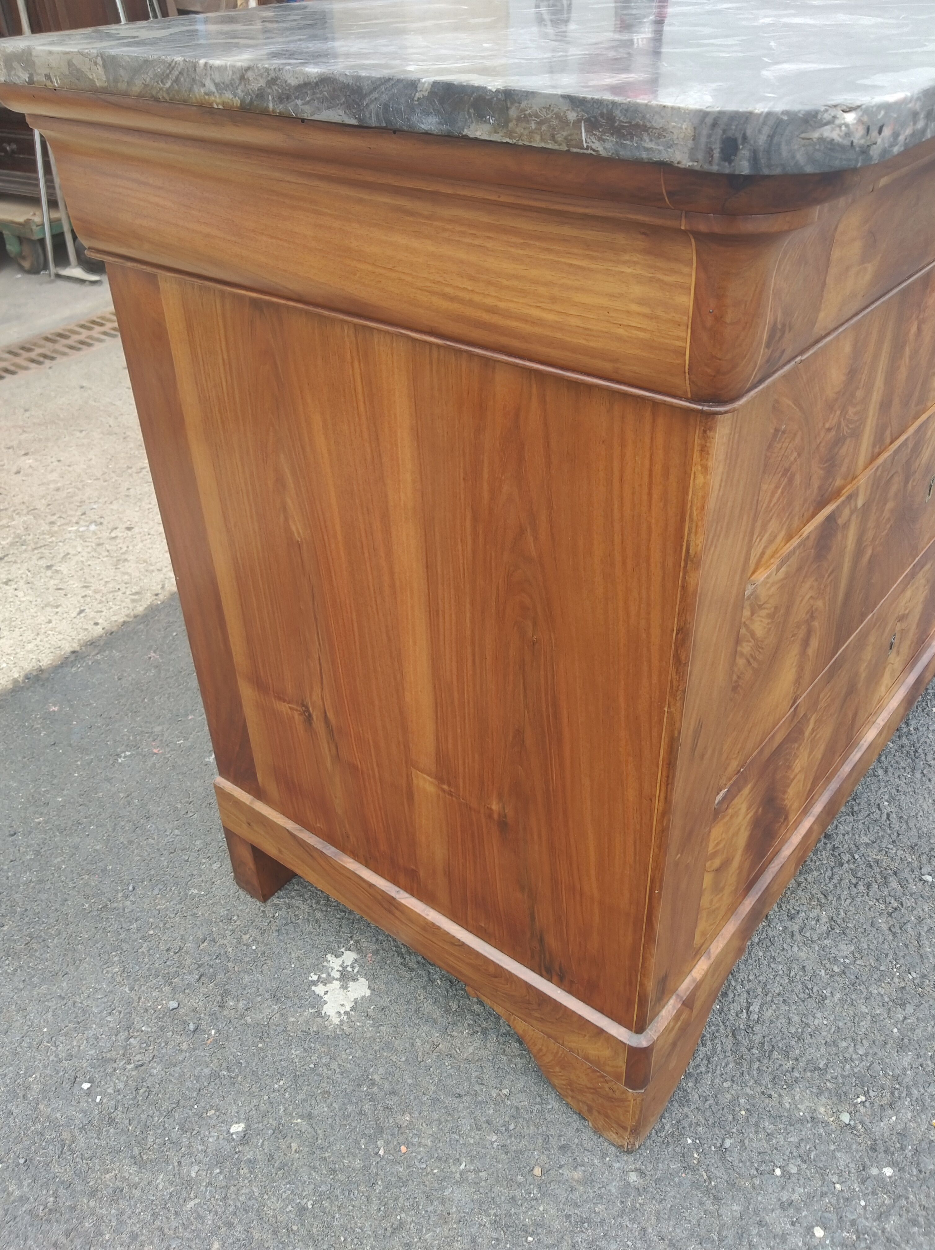 Medieval dresser Louis-Philippe in walnut