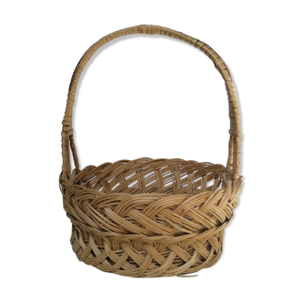 Children's basket in braided wicker