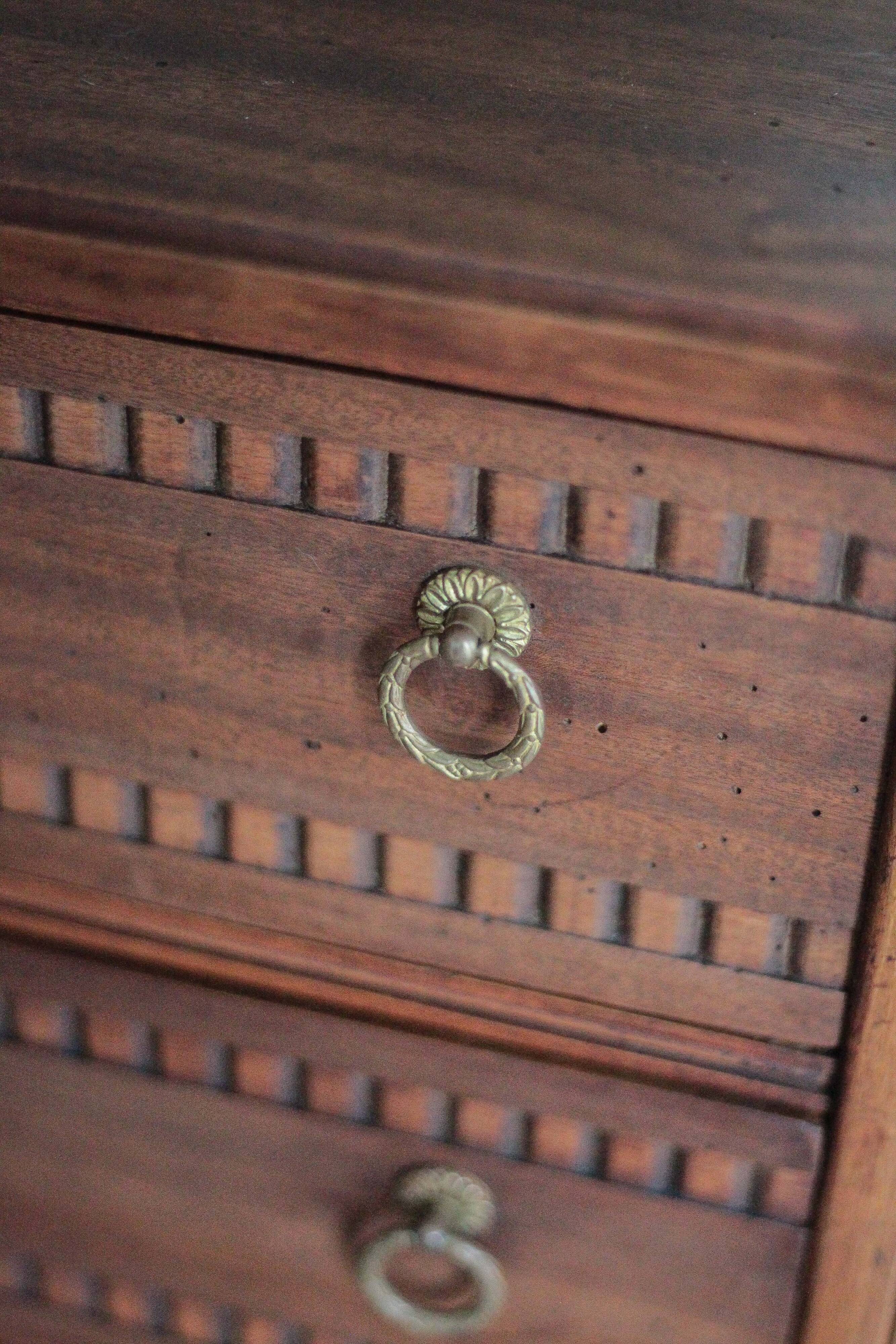 Wooden furniture with 3 drawers in Louis XVI style, chiffonnier table.
