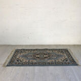 Old carpet - 105x54cm