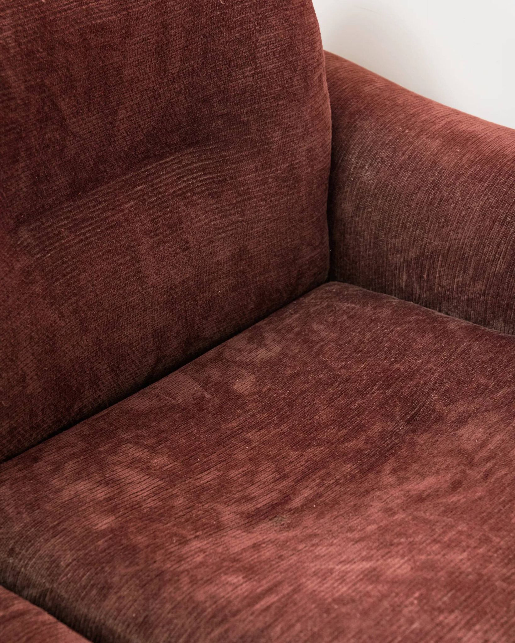 Brown velvet and chrome sofa, designed by Adriano Piazzesi, Italy, 1980s.
