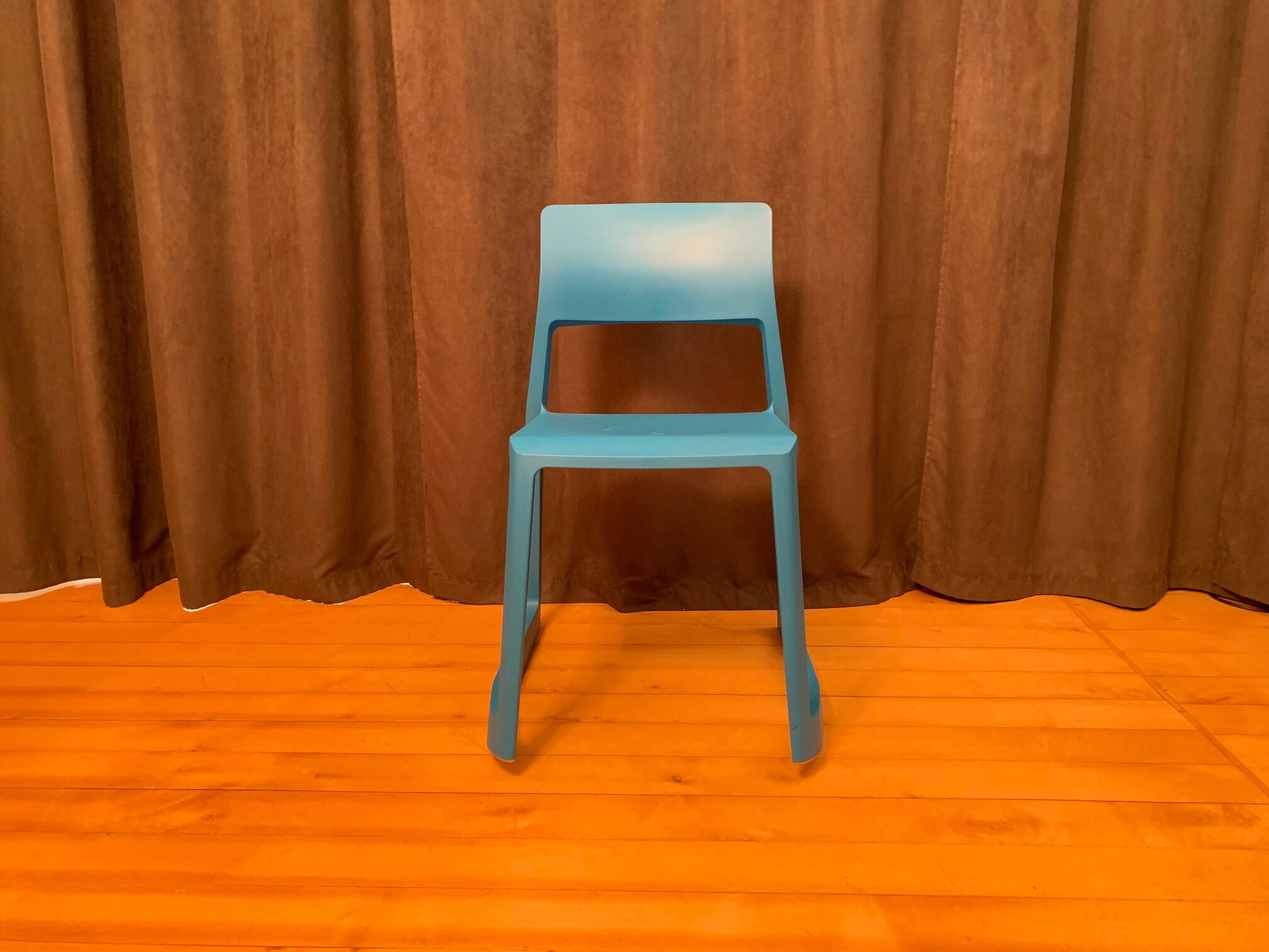 Tip Ton chair, designed by Edward Barber - Jay Osgerby, Vitra