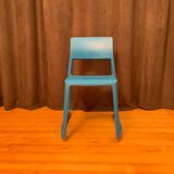 Chaise Tip Ton, conçue par Edward Barber, Jay Osgerby, Vitra