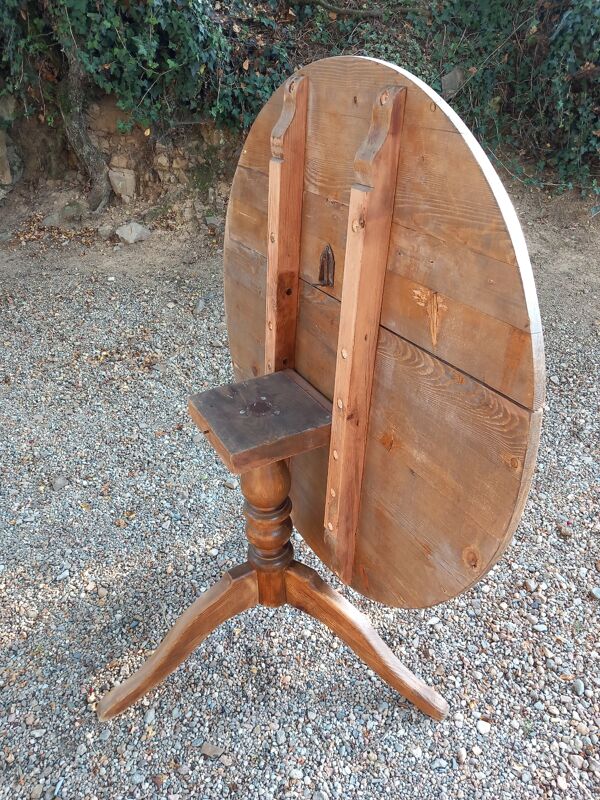 Table / guéridon ancien(ne) en bois massif