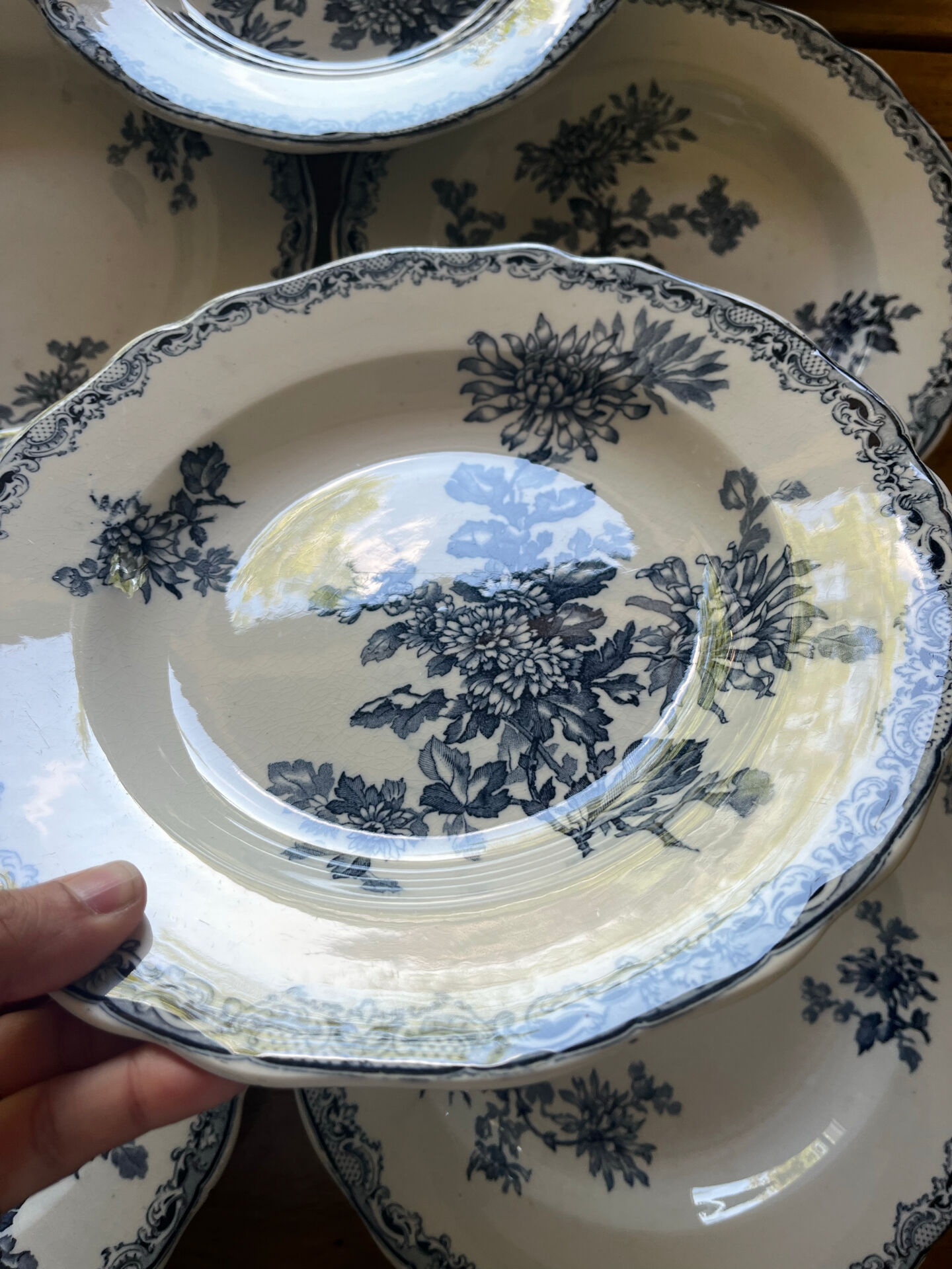 Antique deep plates