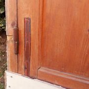 Porte d'entrée et son cadre imposte en verre translucide, début XXème