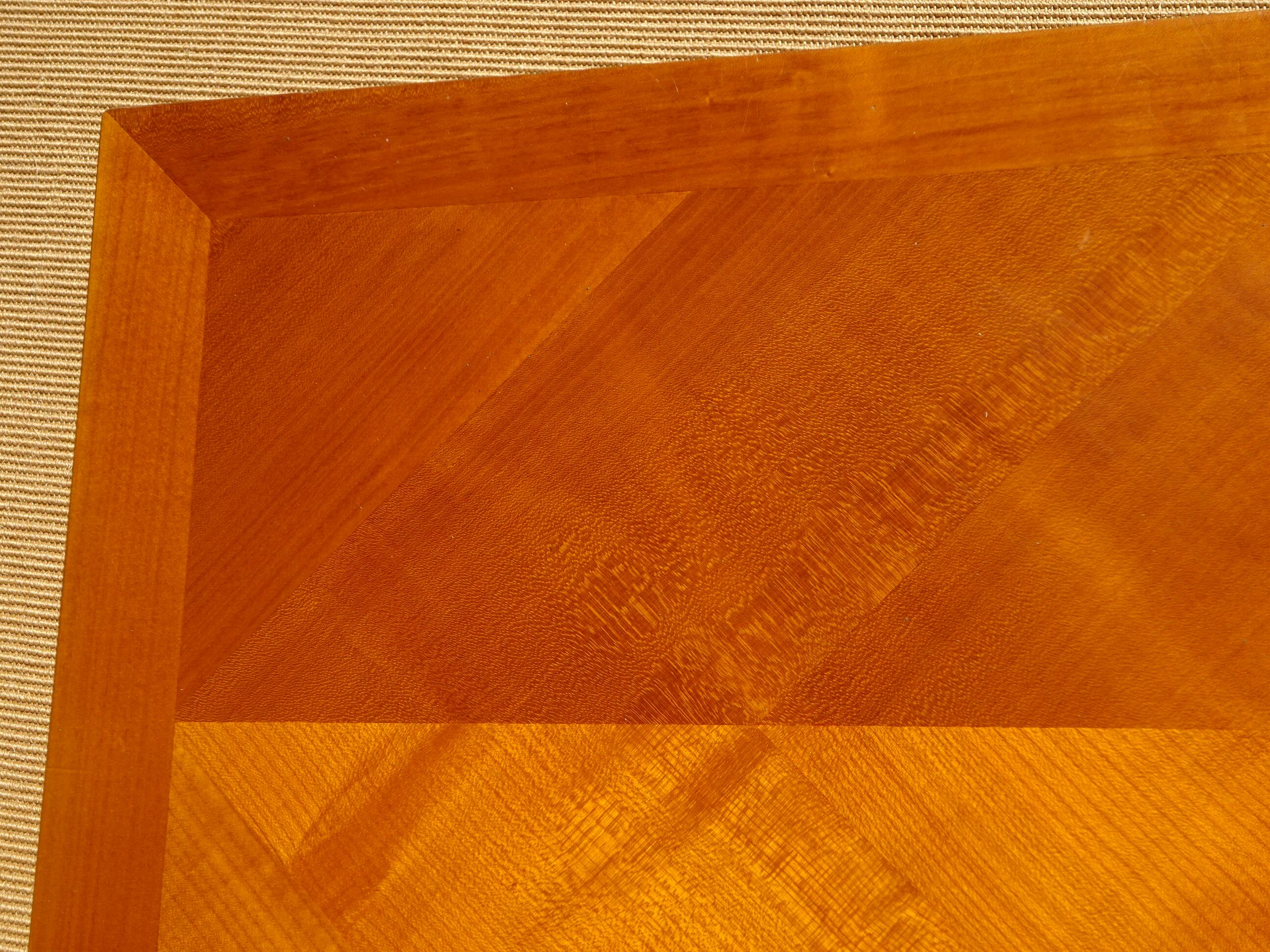 Coffee table, rises and opens, inspired by Albert Ducrot.