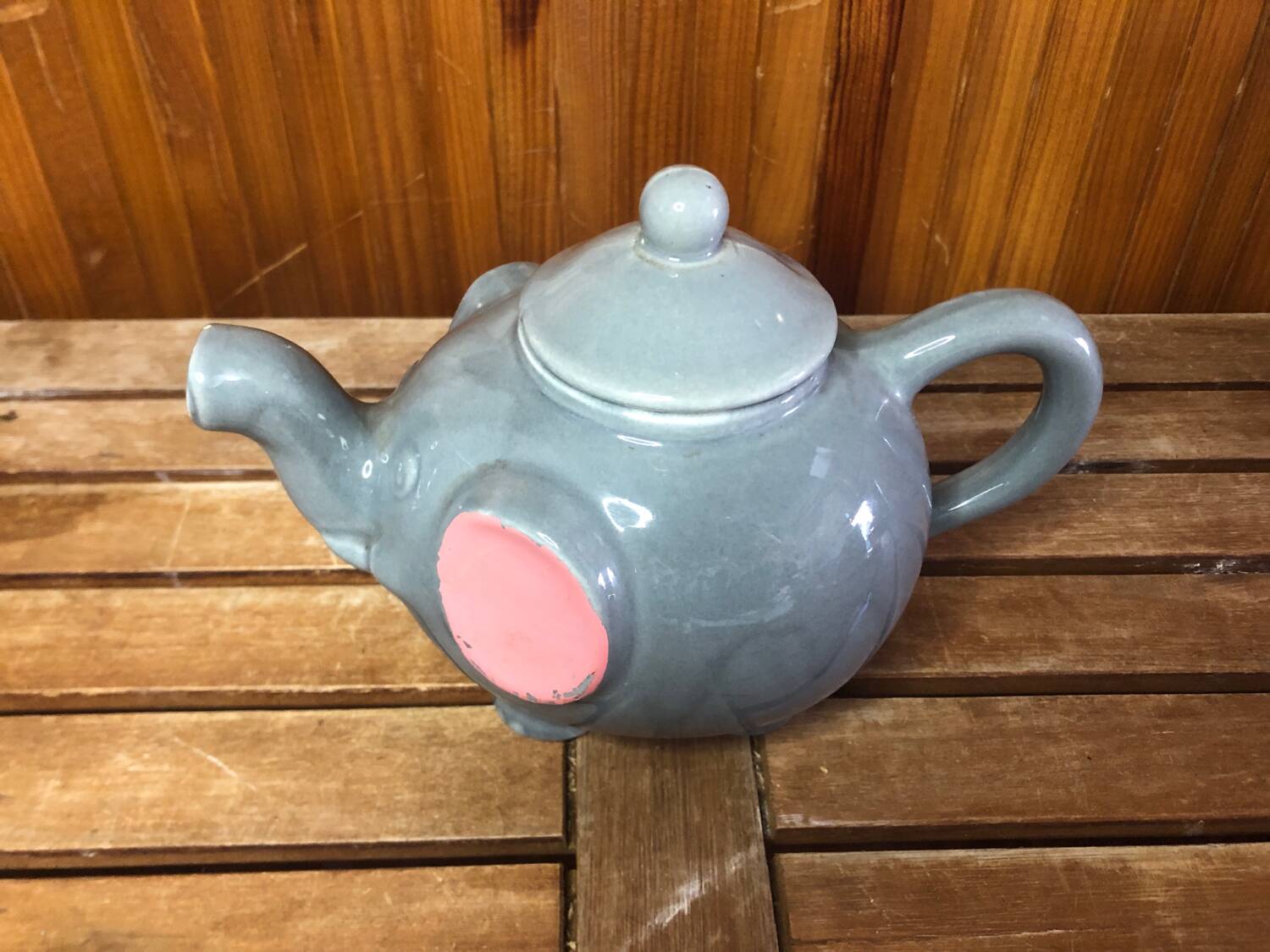 Old teapot elephant shape gray & pink ceramic vintage #a472
