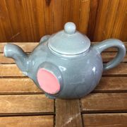 Ancienne théière forme éléphant céramique grise & rose vintage #a472