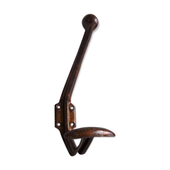 Peg of old school