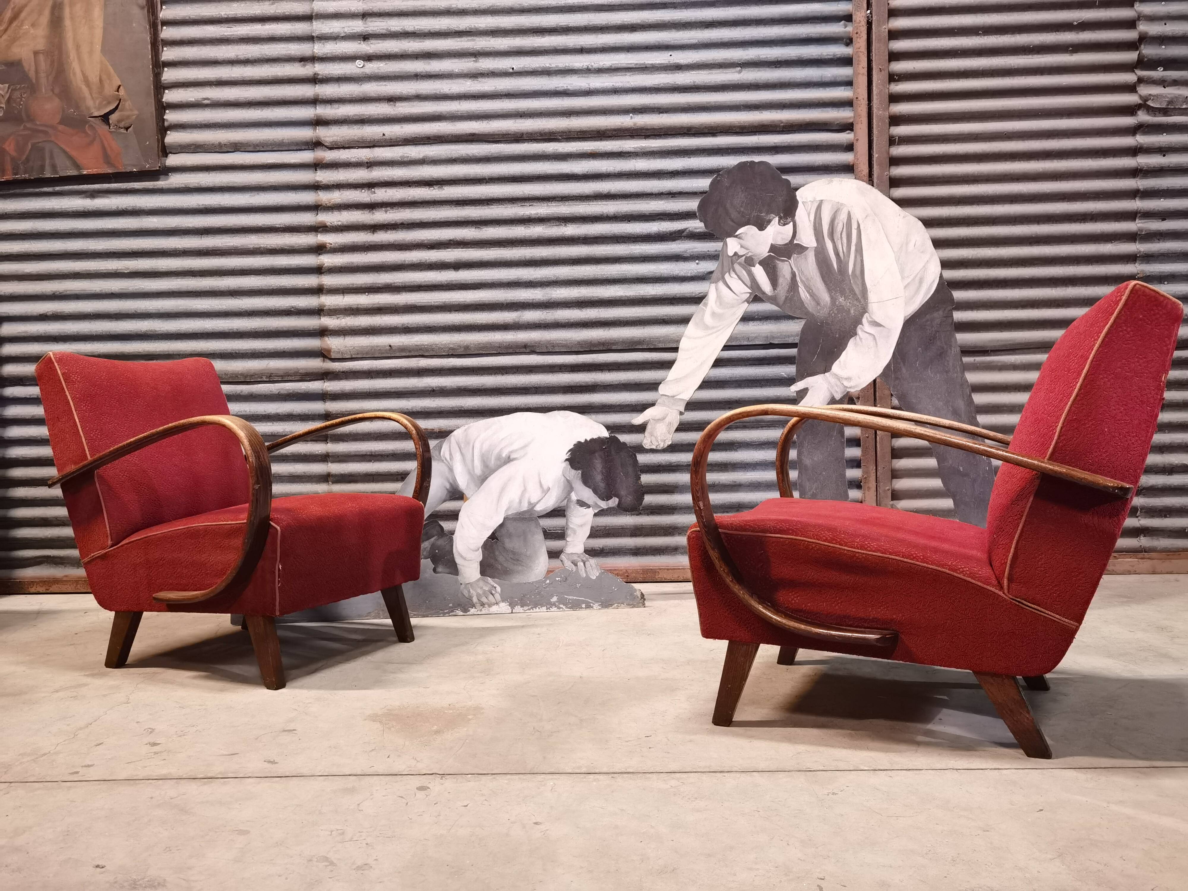 Pair of H 410 armchairs by Jindřich Halabala for Up Zavody