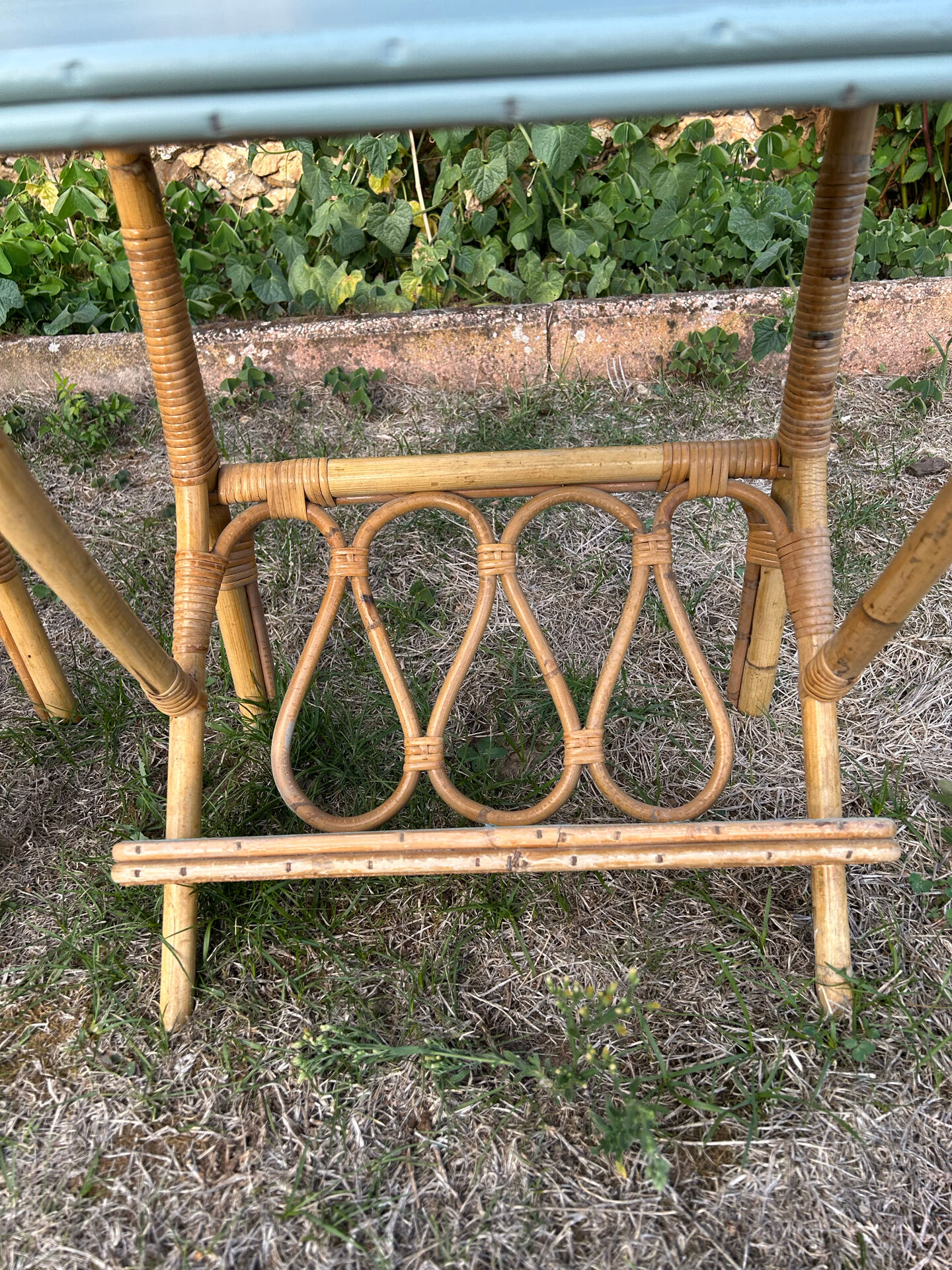 Paire de chevets en rotin vintage 1960