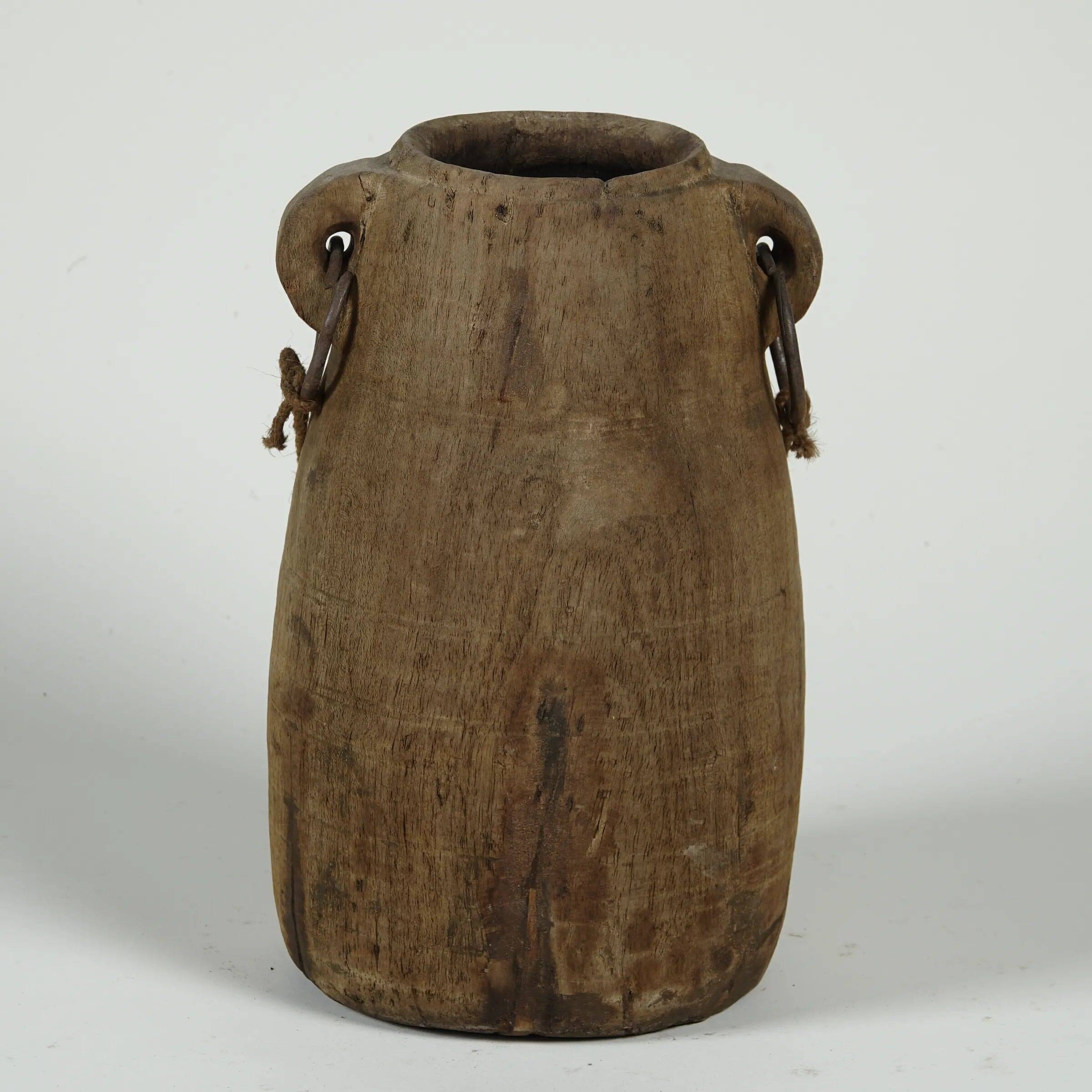Gala - Wooden pot no. 26