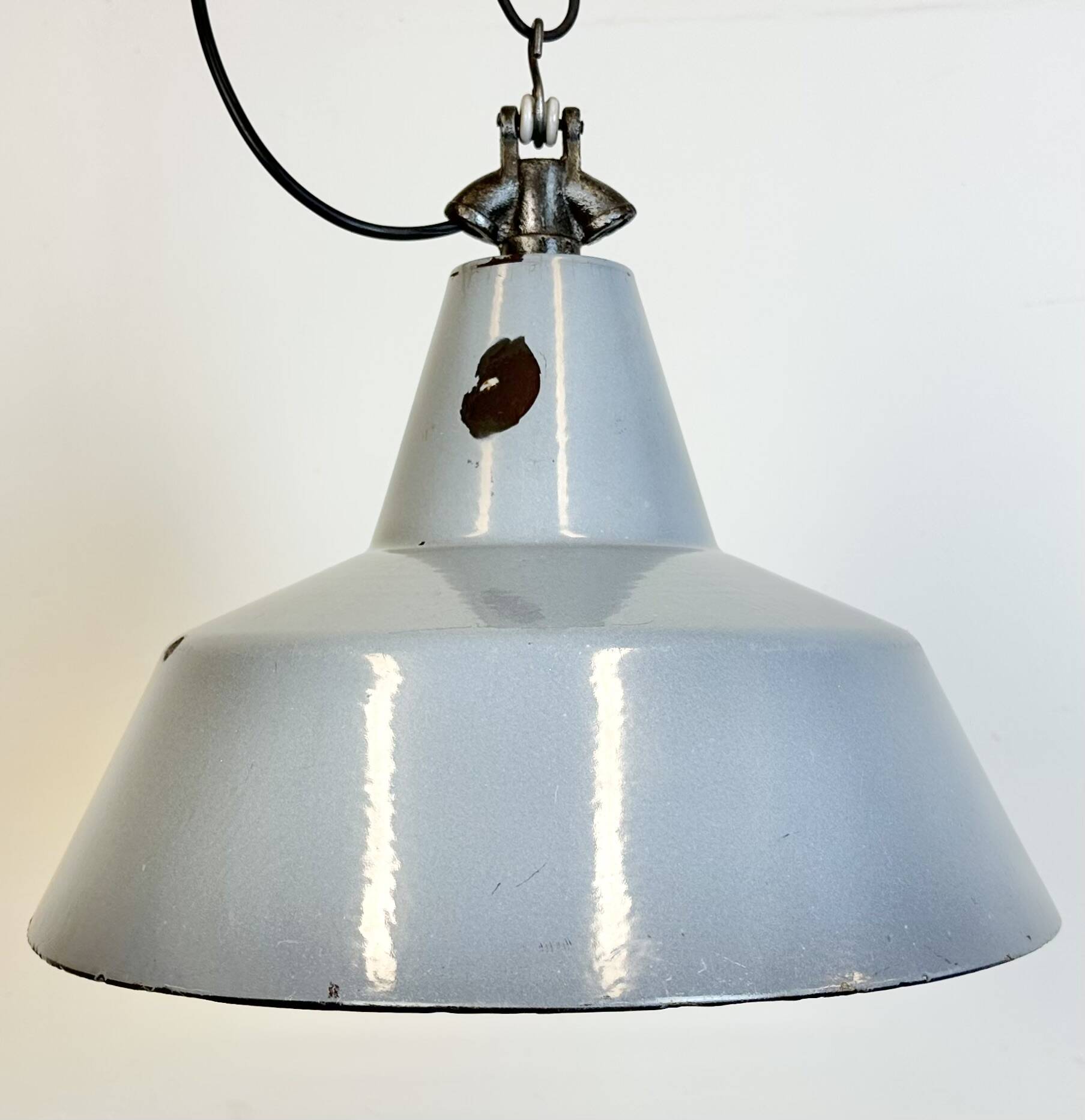 Industrial grey enamel factory pendant lamp, 1960s