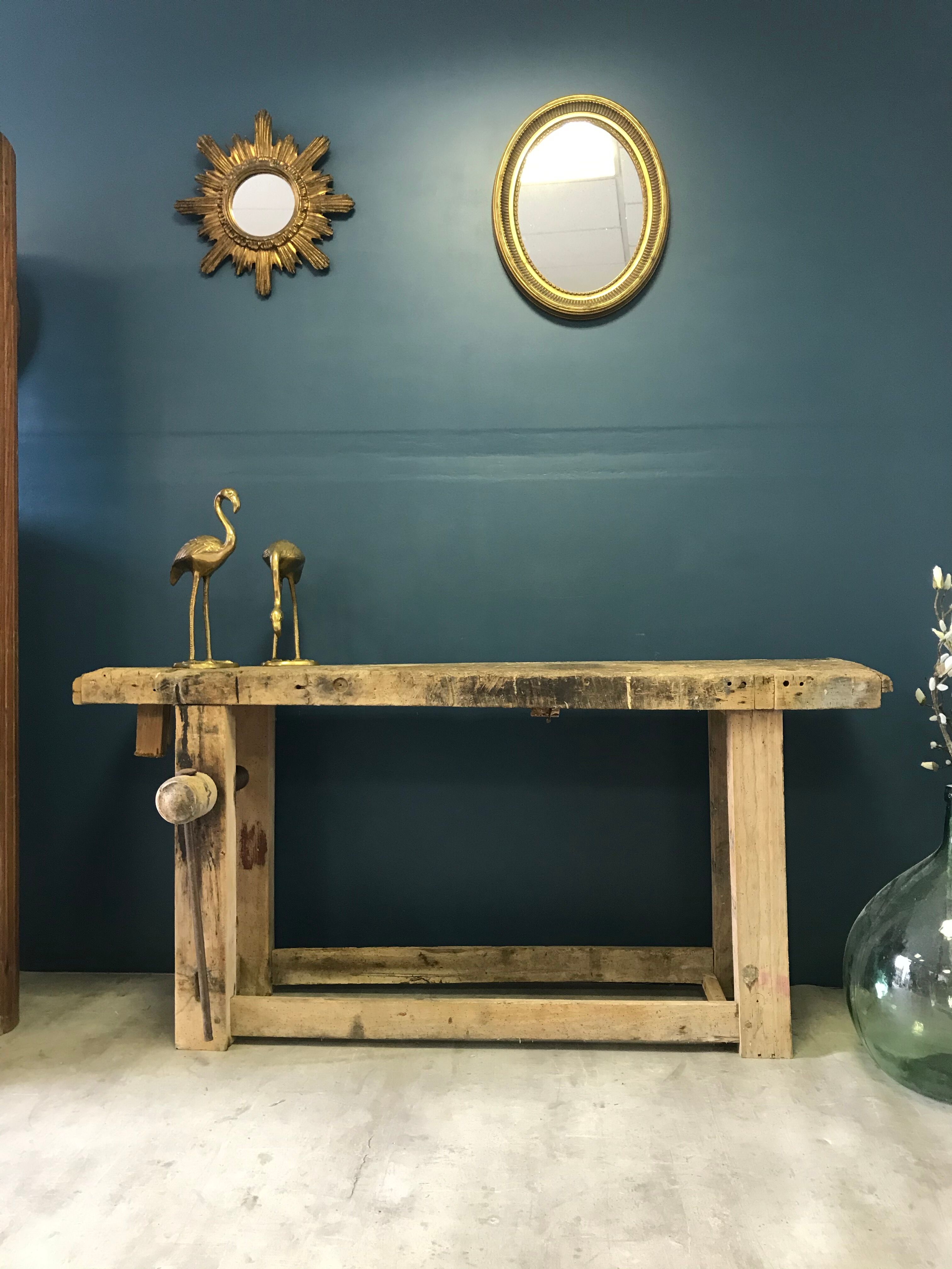 Carpenter's workbench