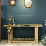 Carpenter's workbench