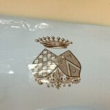 Tureen coat of arms Count Brown Westhead Moore & Co XIX