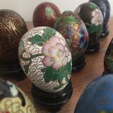 Batch of decorative partitioned eggs