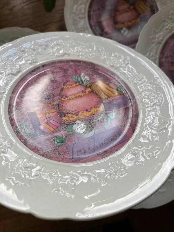 Gien cake plates