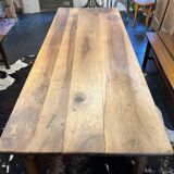 Farm table