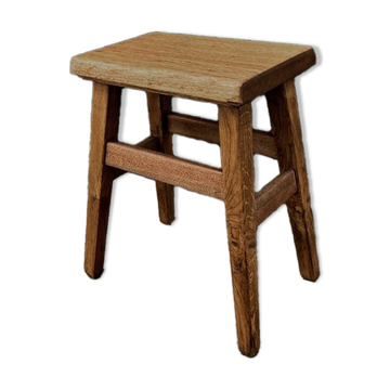 Rustic solid wood stool – brutalist spirit