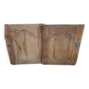 Vieilles portes de buffet