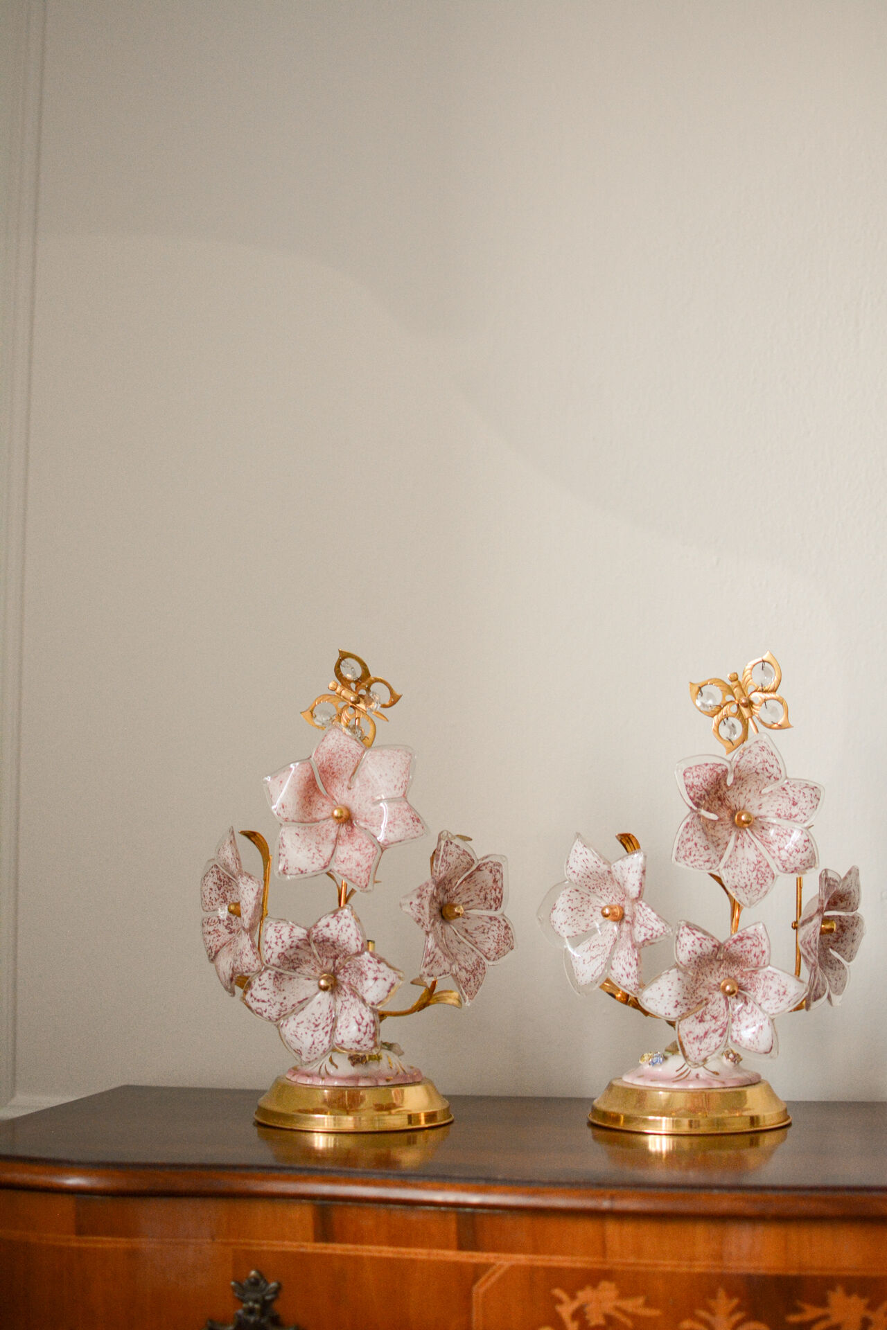 Vintage Murano table lamps, pink blown glass and gold details, pair.