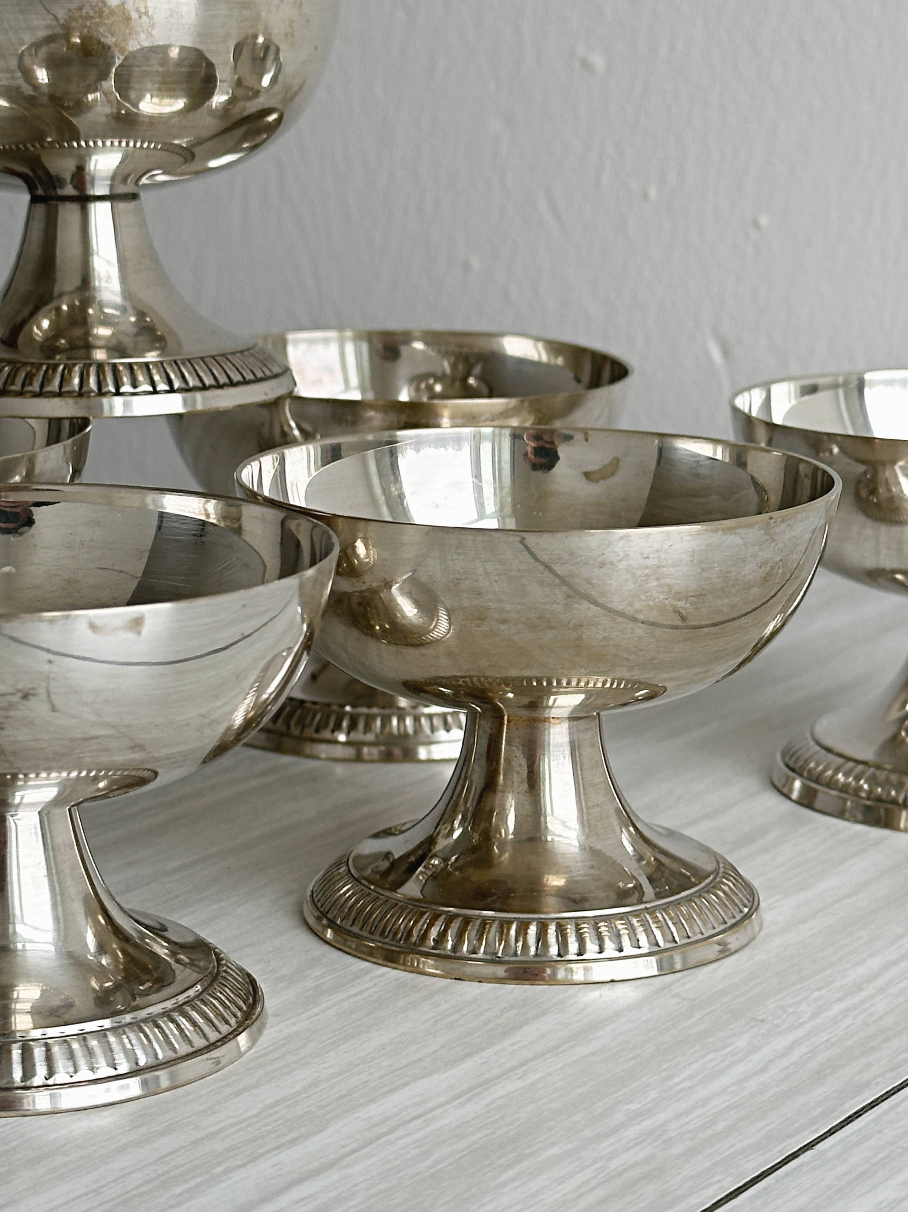 Set of 6 vintage metal dessert bowls