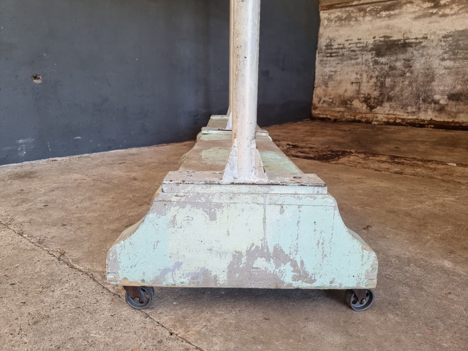 Old industrial coat rack, wardrobe rack XXXL