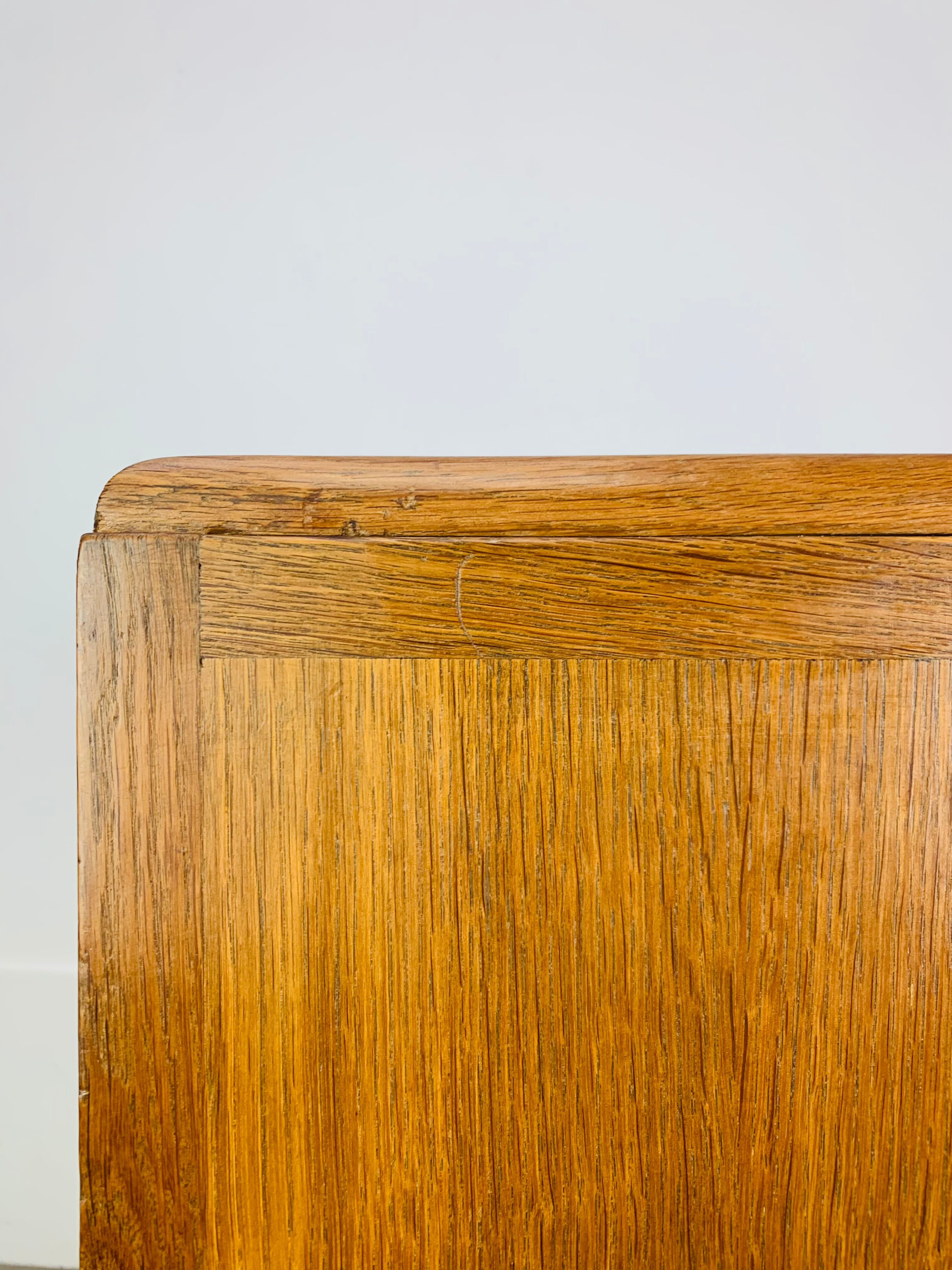 Art Deco work cabinet with drawers, in oak, chest of drawers format.