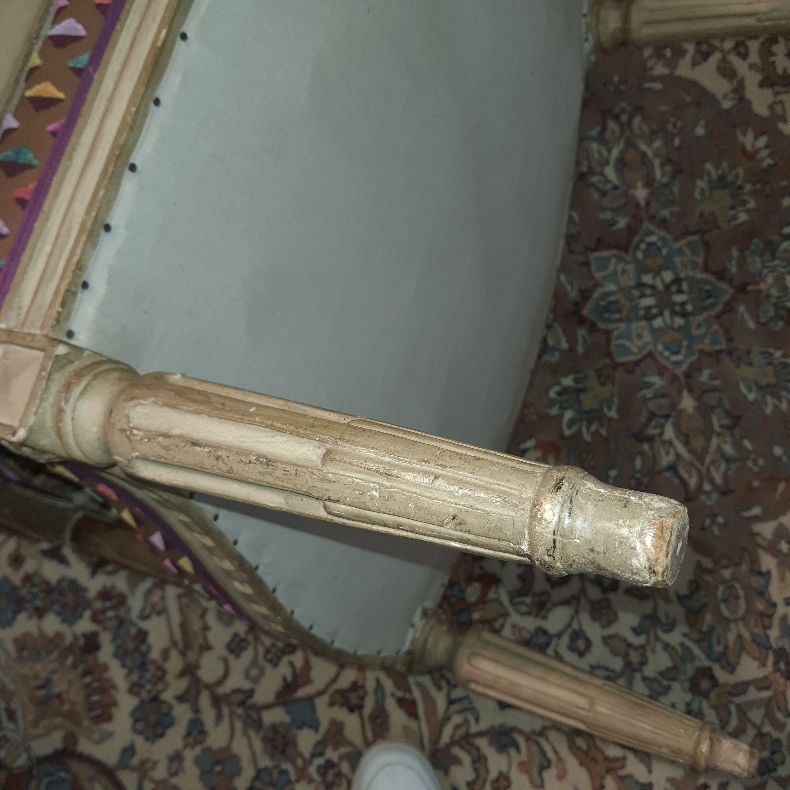 Série de 4 fauteuils époque Louis XVI