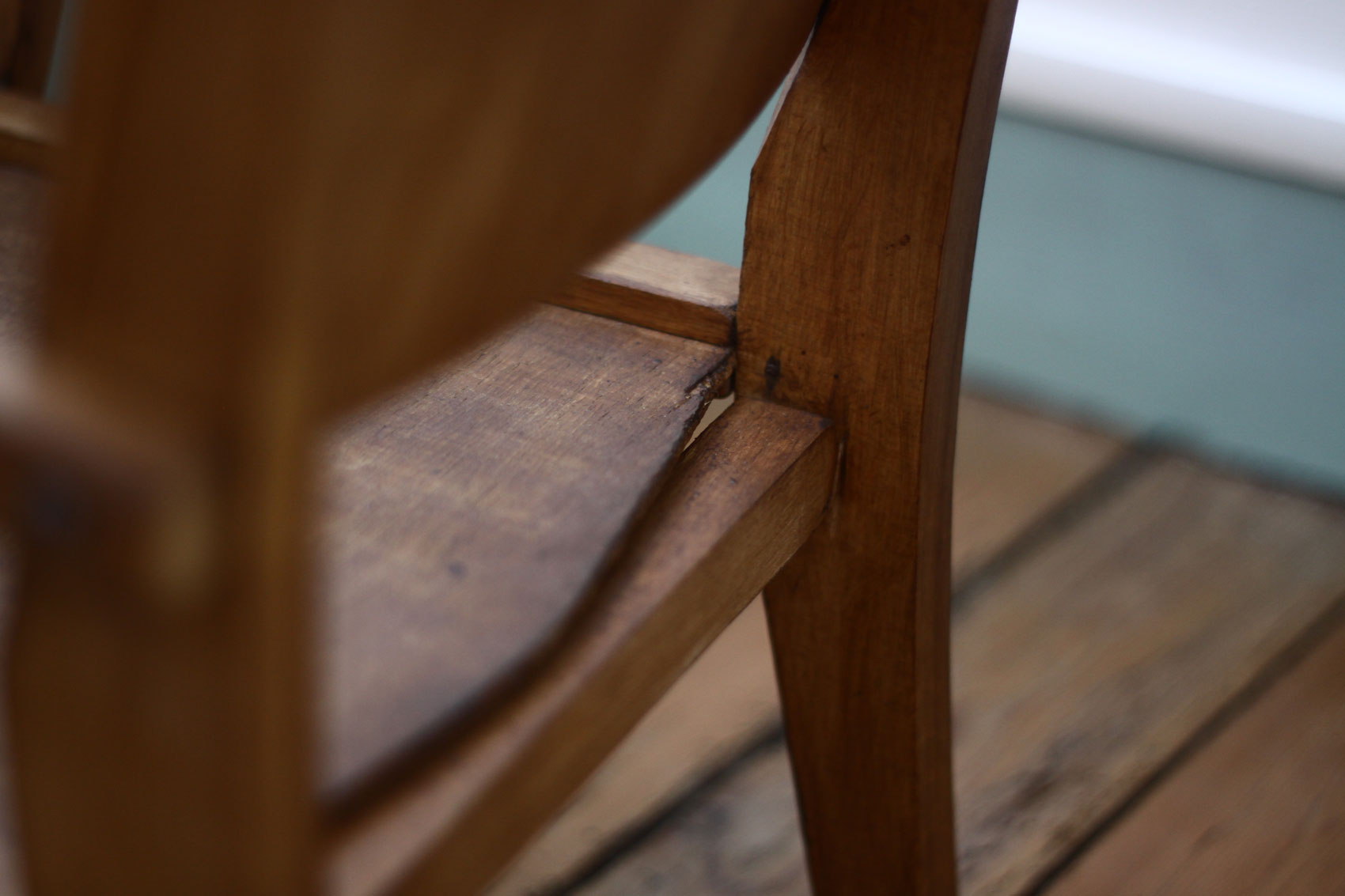 Fauteuil en bois pour enfant