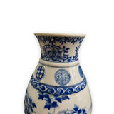Pair of Asian vases in white and blue porcelain