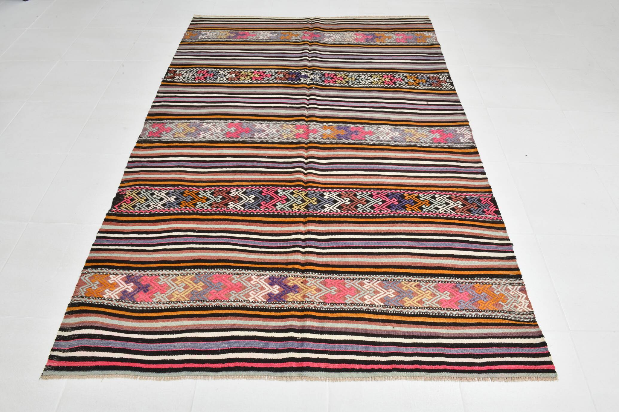 5x8 Multicolor Kilim Rug, Striped Rug, Antique Kilim 60s 160x232Cm