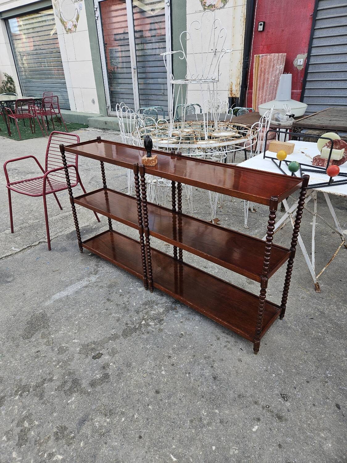 Large 20th century mahogany shelf