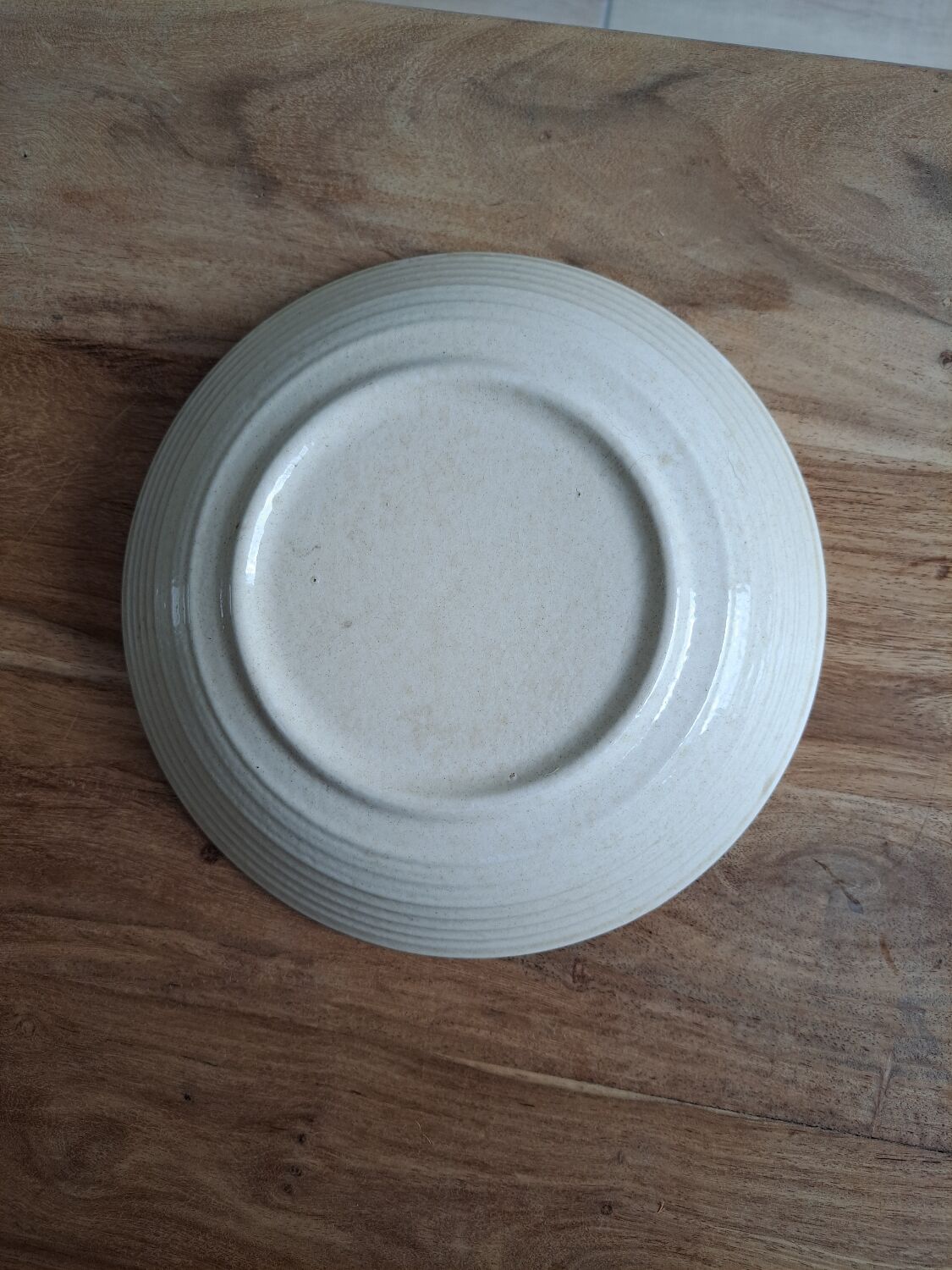 Vintage hollow plate