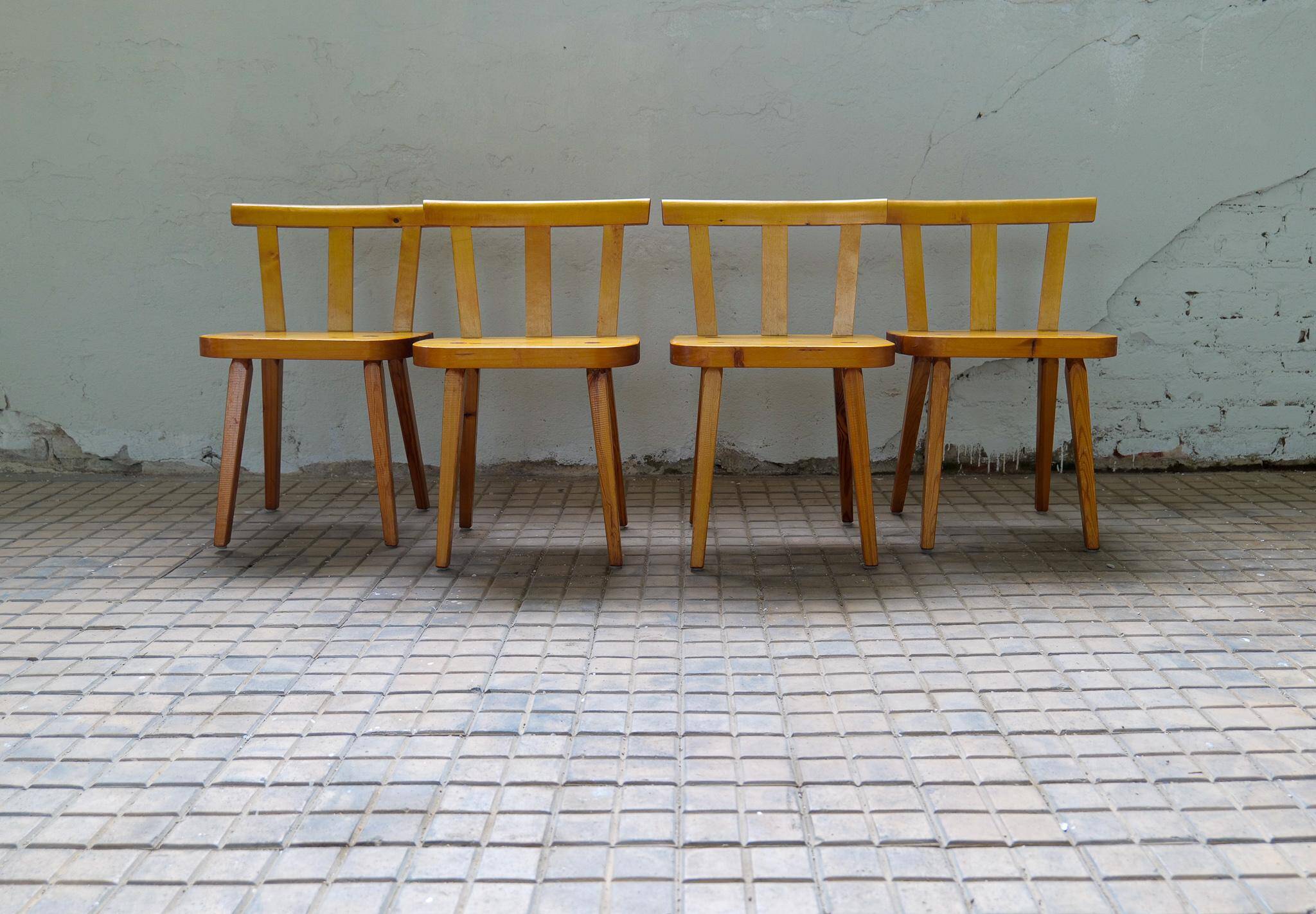 Modern Swedish set of 4 pine dining chairs.