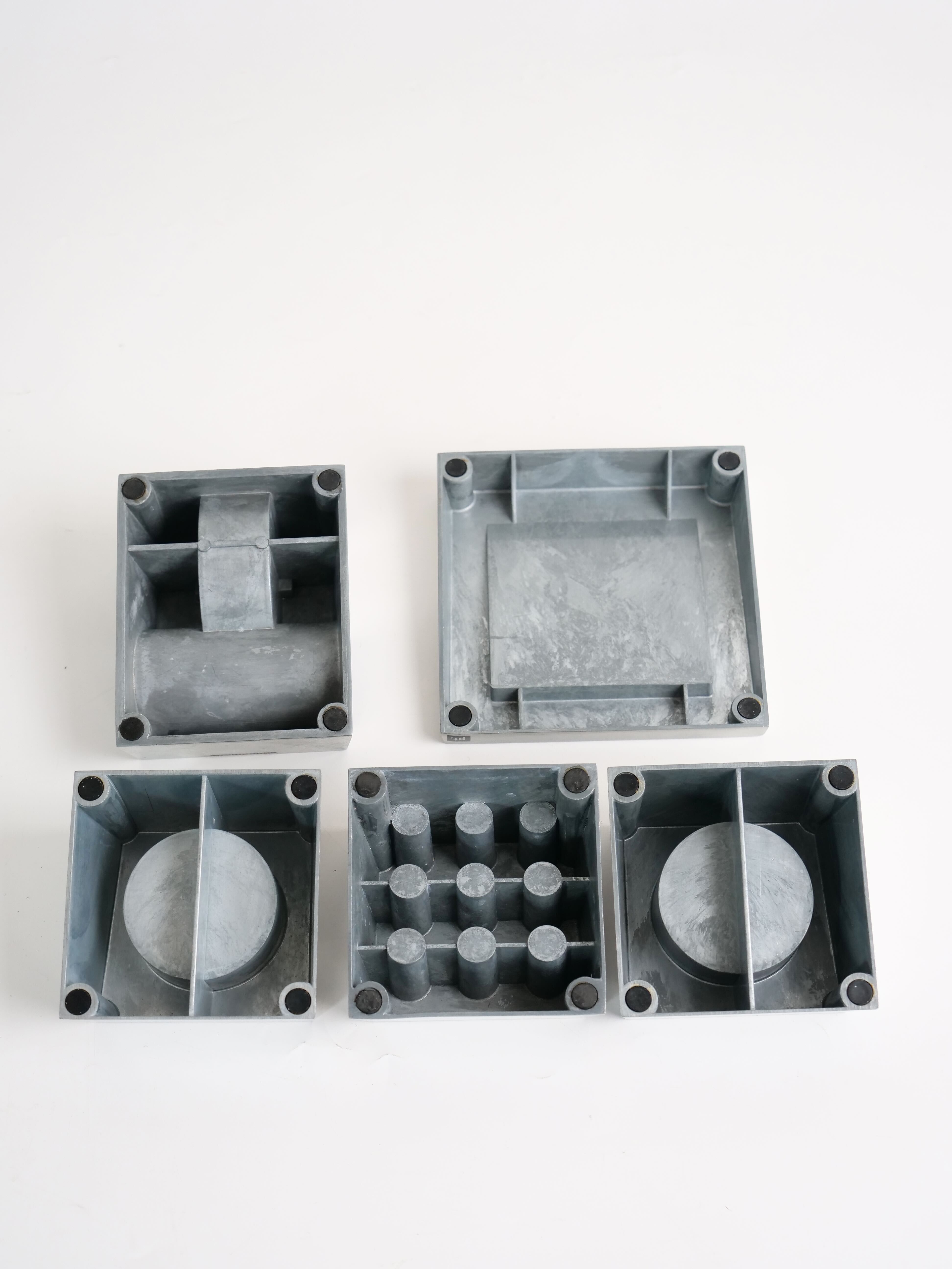 Aluminum design office accessories