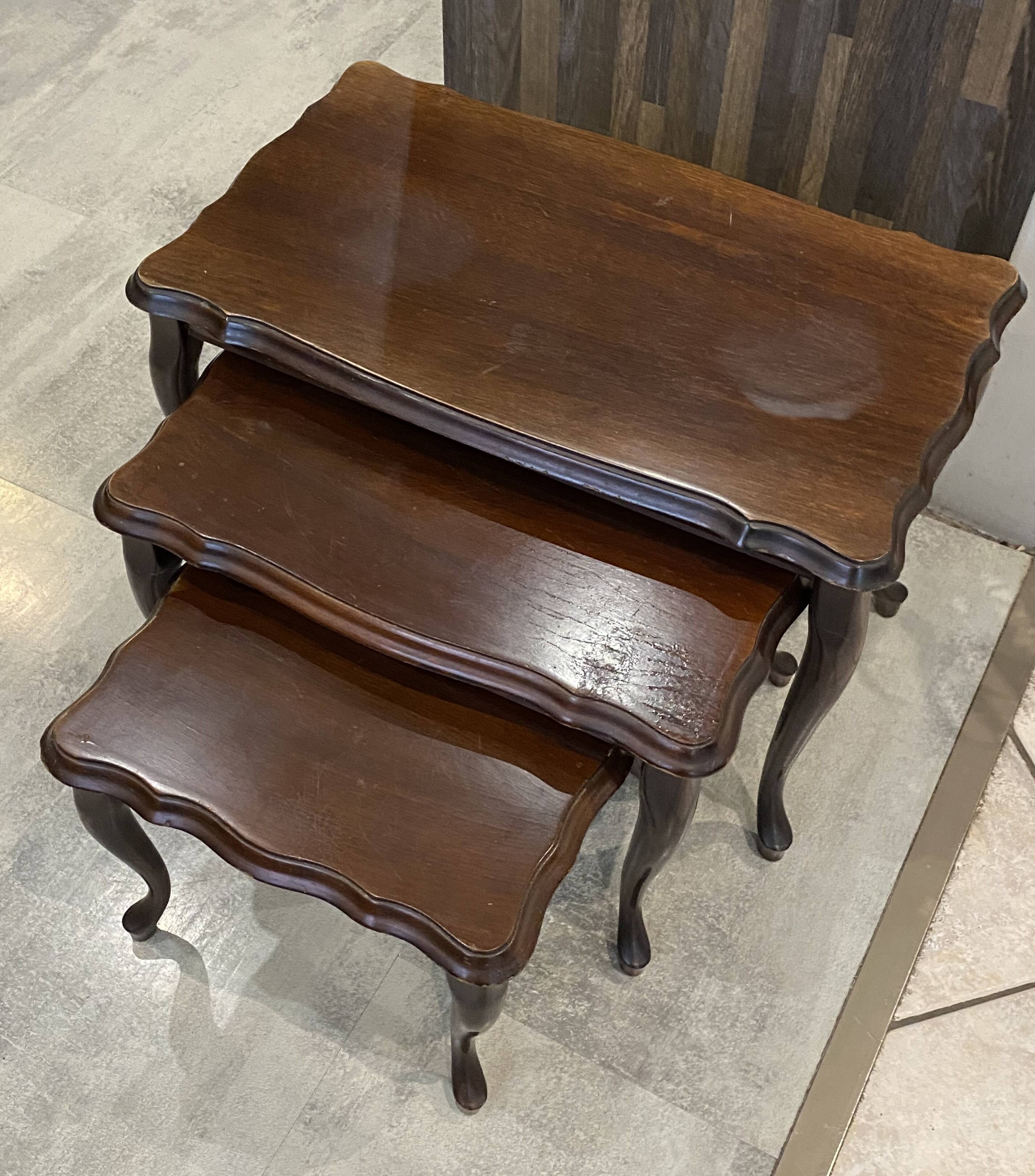 Set of 3 rustic nesting coffee tables in Louis XV style from 1950.