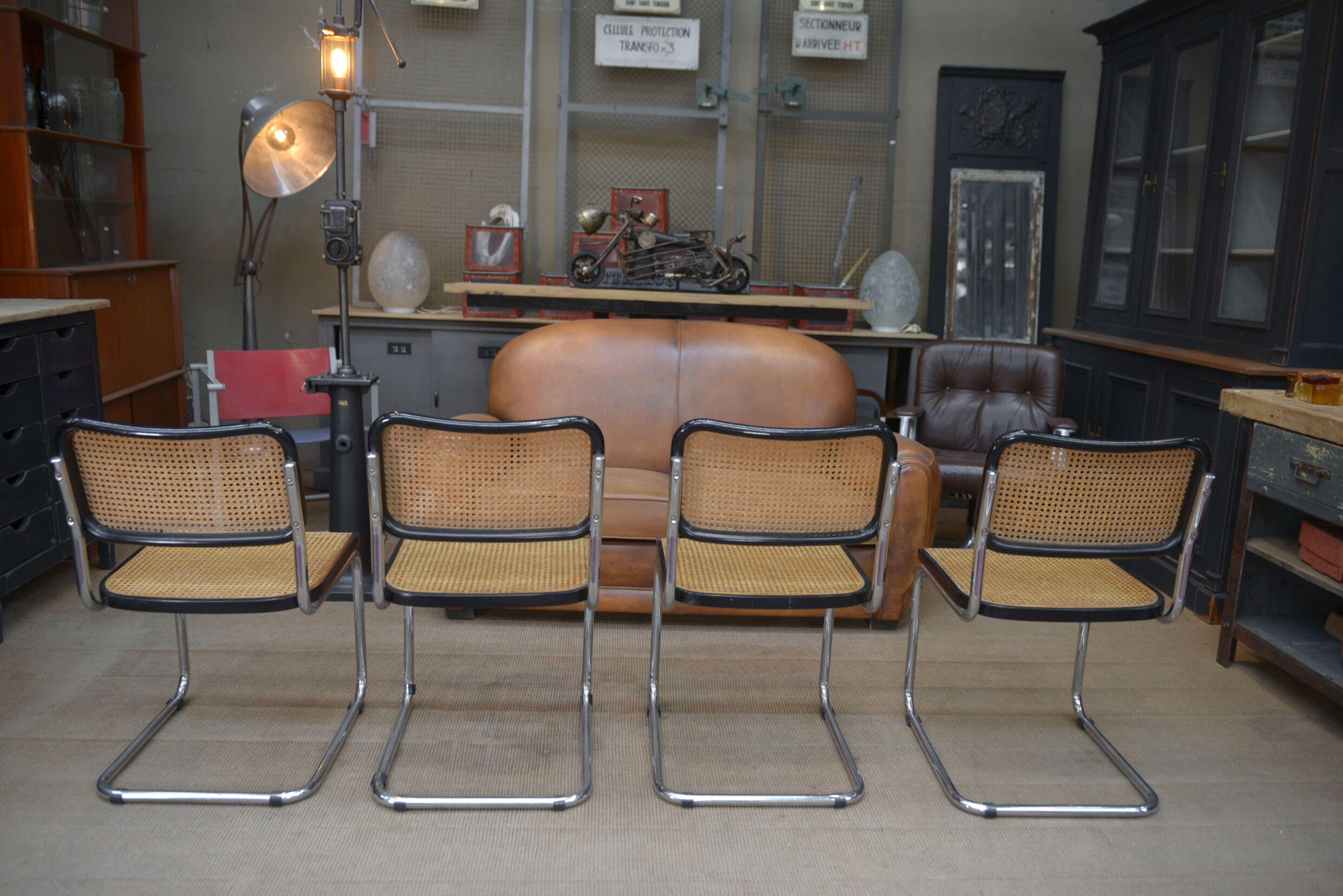Lot de 4 Chaises Model B32 Cesca  Marcel Breuer 1970s