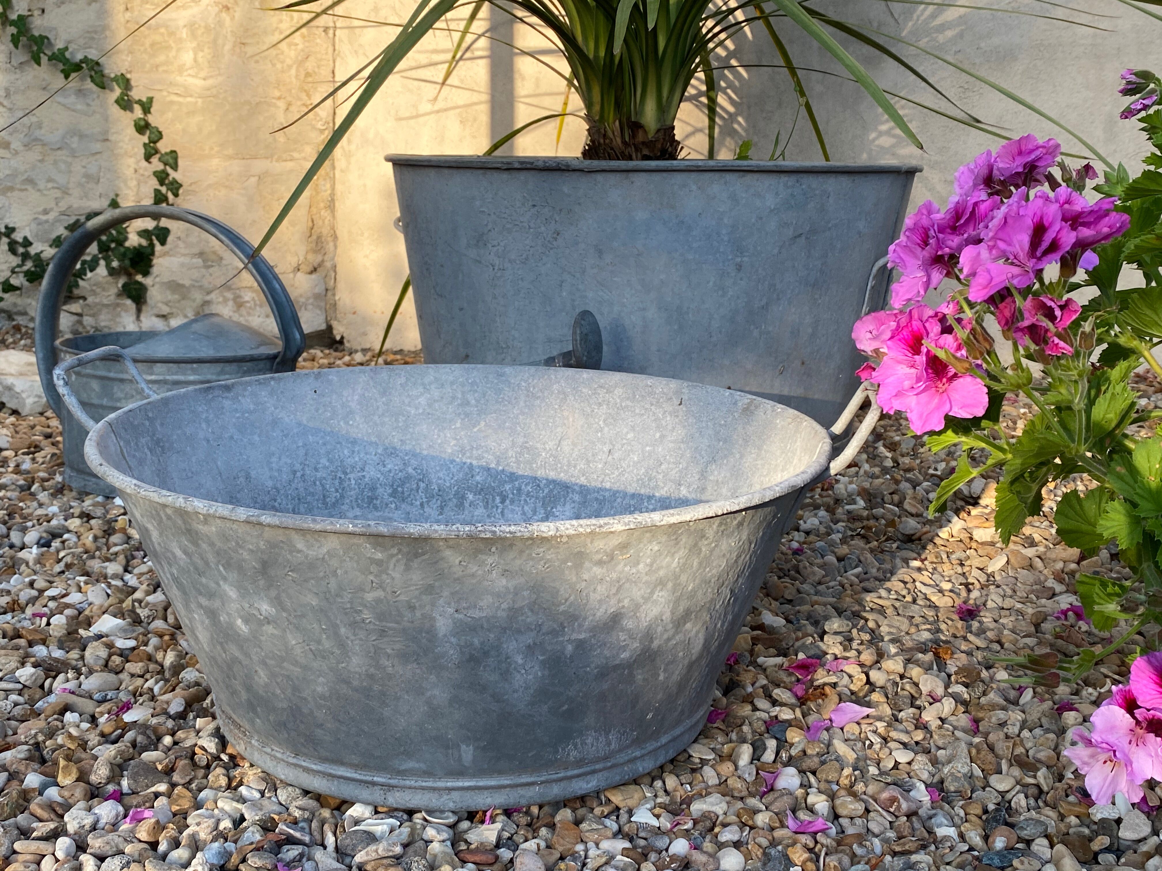 Bassine en zinc