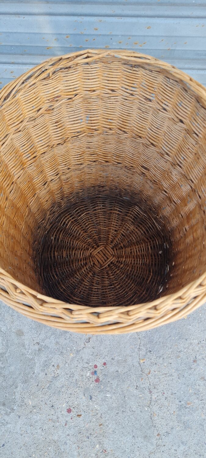 Wicker basket