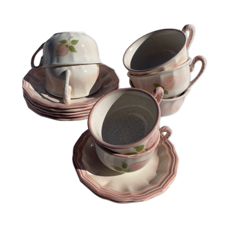 Ensemble de tasses à café et soucoupes porcelaine rose Salain les Bains inaltérable