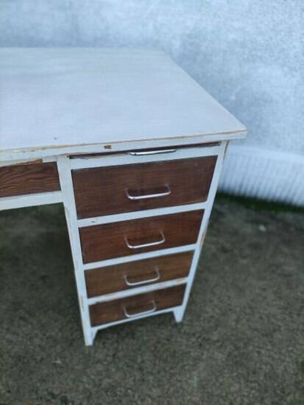 Bureau adulte vintage