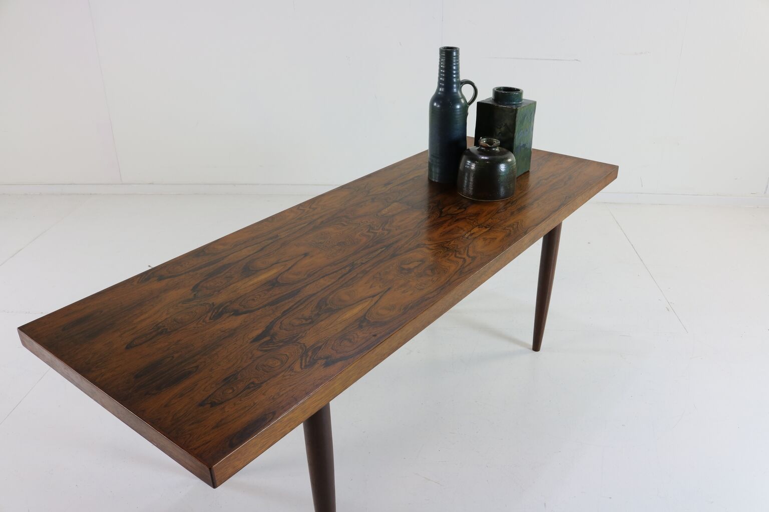 Beautiful grained rosewood coffeetable
